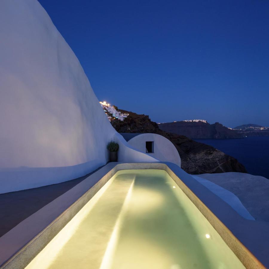 Echoes Luxury Suites (Adults Only) Oia  Exterior photo